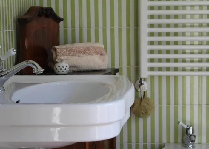 Arancia Quiet, Central, Parking And Air Conditioning Διαμέρισμα