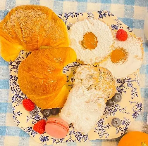 Arancia Quiet, Central, Parking And Air Conditioning * Λεβάντο