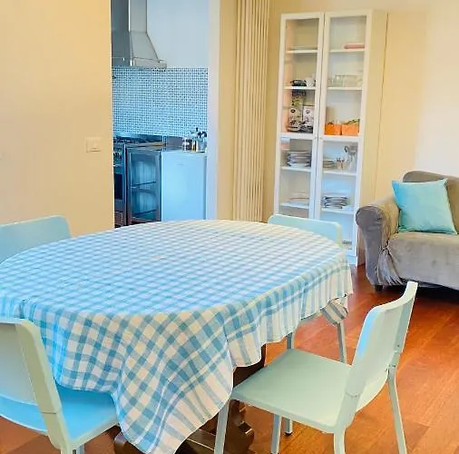 Arancia Quiet, Central, Parking And Air Conditioning