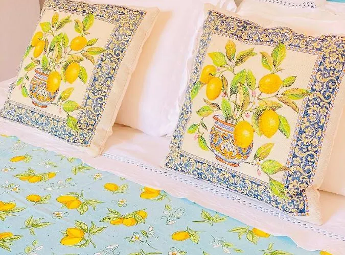 Arancia Quiet, Central, Parking And Air Conditioning * Λεβάντο