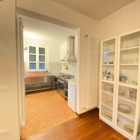 Arancia Quiet, Central, Parking And Air Conditioning Levanto