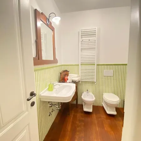 公寓 Arancia Quiet, Central, Parking And Air Conditioning 莱万托