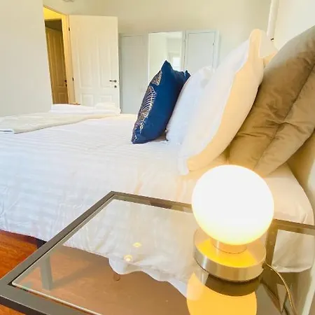 Arancia Quiet, Central, Parking And Air Conditioning